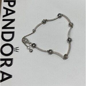 Pandora S925 Sparking Daisy Bracelet 7 Inches